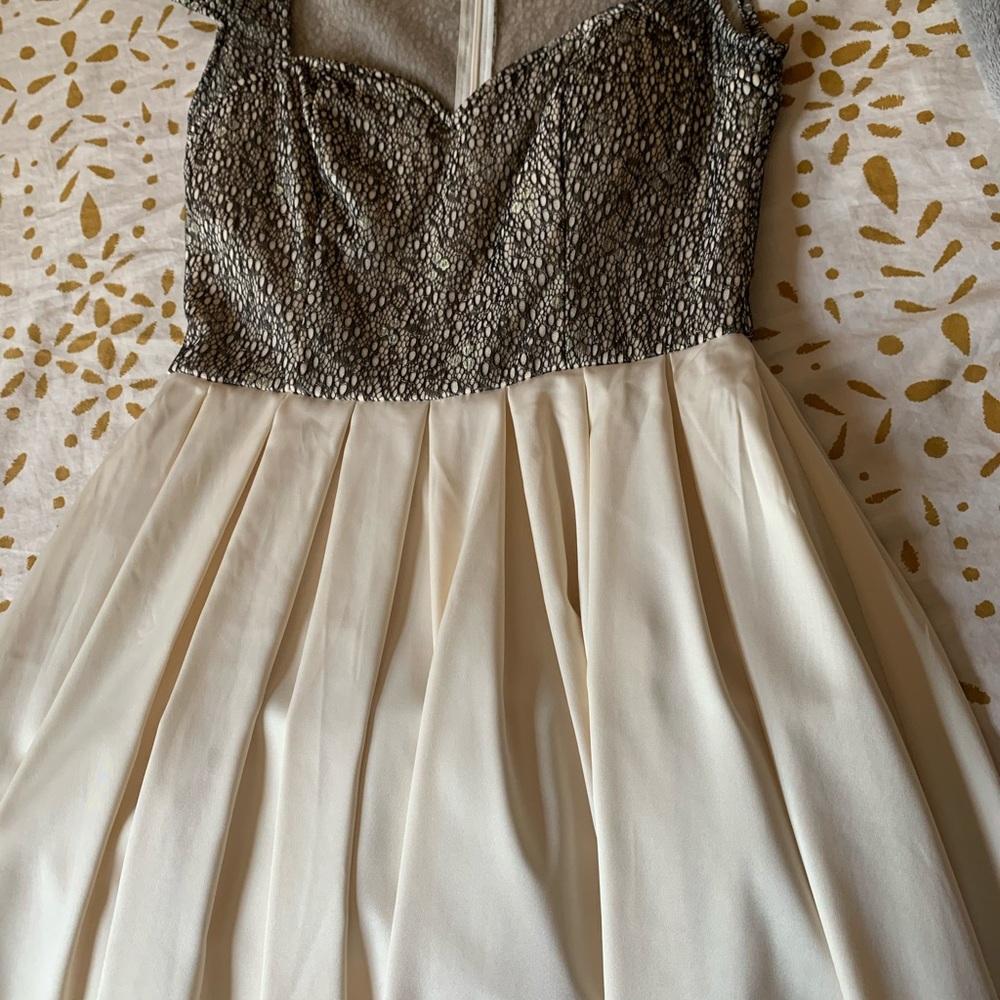 Sweetheart style dress